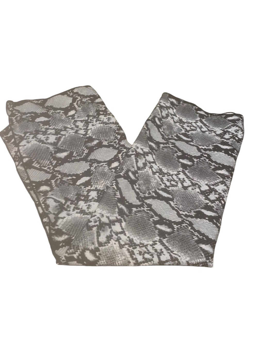 Womens Gray Snake Print scarf like new great gift